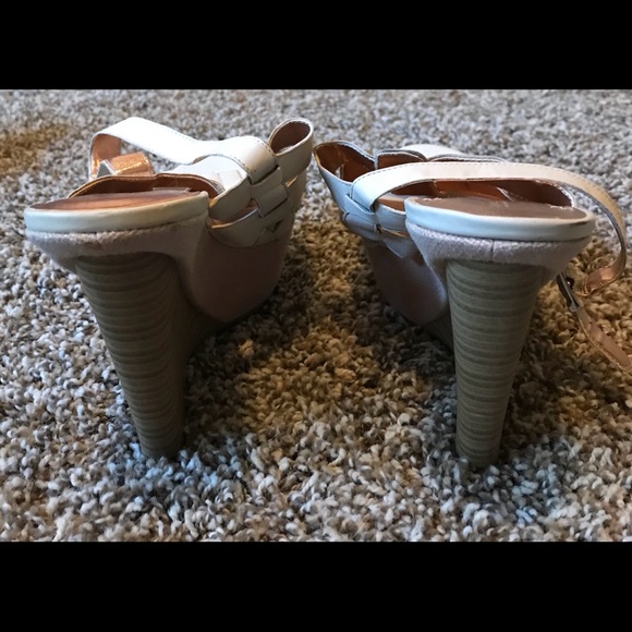 BCBG Cream Summer Wedge Sandals - Picture 5 of 6